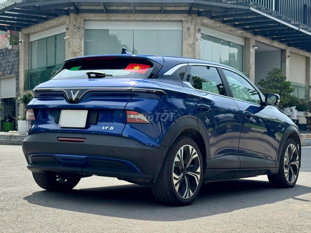 Vinfast VF6 Plus 2025 - Mua Pin, 9.300km, 648tr. Mua bán Ô tô tại Thành phố Thủ Đức Tp Hồ Chí Minh được đăng bởi ôn diễm sơn hình 9
