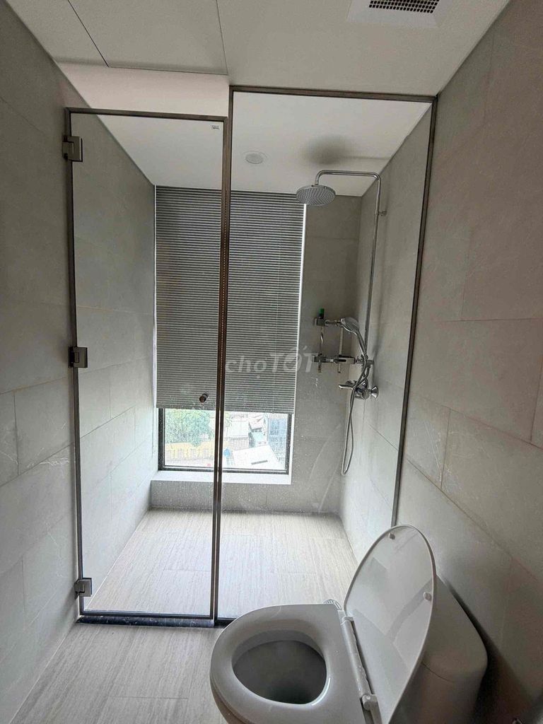 Căn hộ 3 phòng ngủ tại sun cosmo