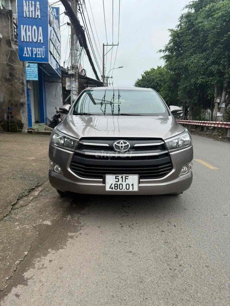 Toyota Innova 2017 số tụ động