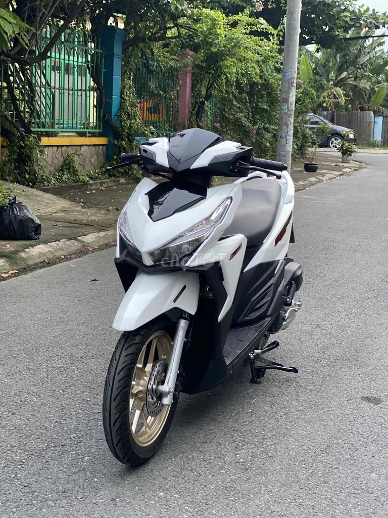 xe honda  click nhập  2018 màu trắng đen mới 98%. Mua bán Xe máy tại Thành phố Thủ Đức Tp Hồ Chí Minh được đăng bởi Nguyễn Thanh Bình hình 6