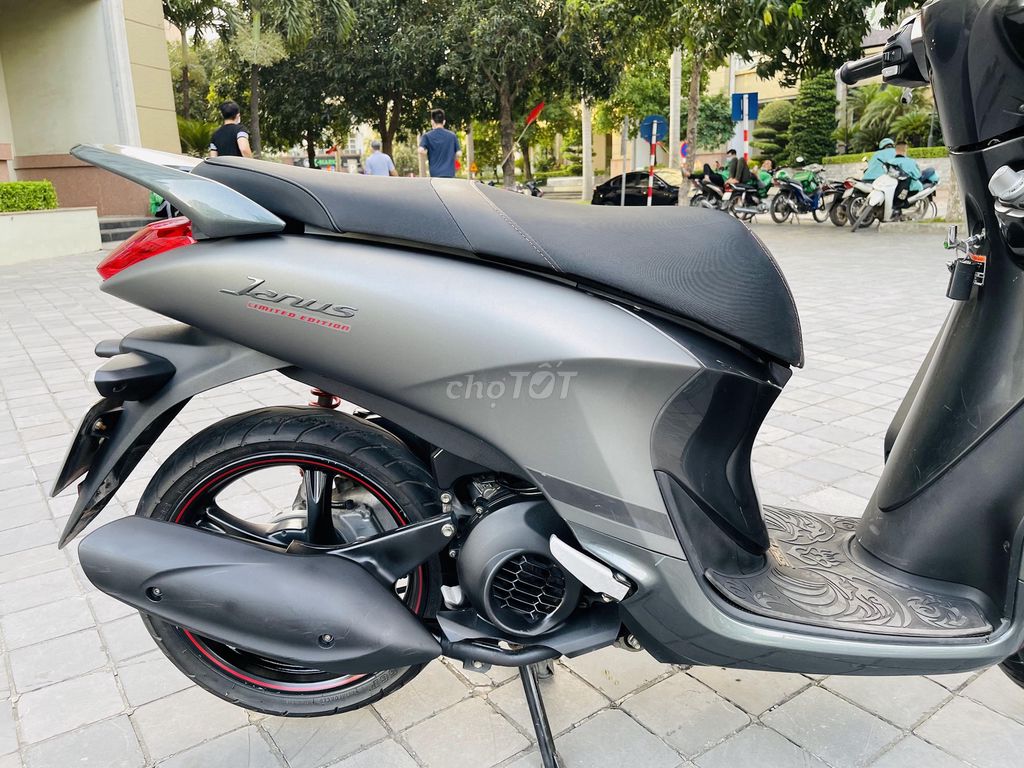 YAMAHA JANUS 125 FI MÀU XÁM CHÍNH CHỦ DKY 2019. Mua bán Xe máy tại Quận Nam Từ Liêm Hà Nội được đăng bởi TÙNG LÂM hình 5
