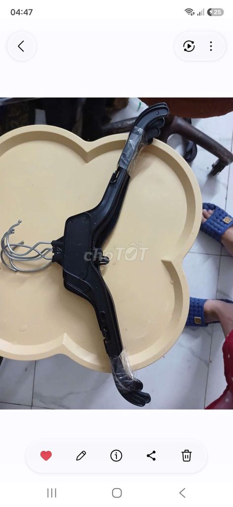 Móc treo quần áo Nhựa Đen 200 cái. Mua bán Nội thất, đồ gia dụng khác tại Quận 8 Tp Hồ Chí Minh được đăng bởi Rita Office hình 1