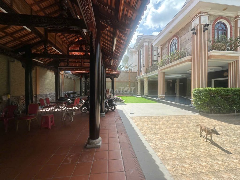 Biệt thự khu Tên Lửa, MT đường Số 32, DT 30 x 25m, hầm + 2 lầu, 105 tỷ. Mua bán nhà ở tại Quận Bình Tân Tp Hồ Chí Minh được đăng bởi Tín Hưng hình 3