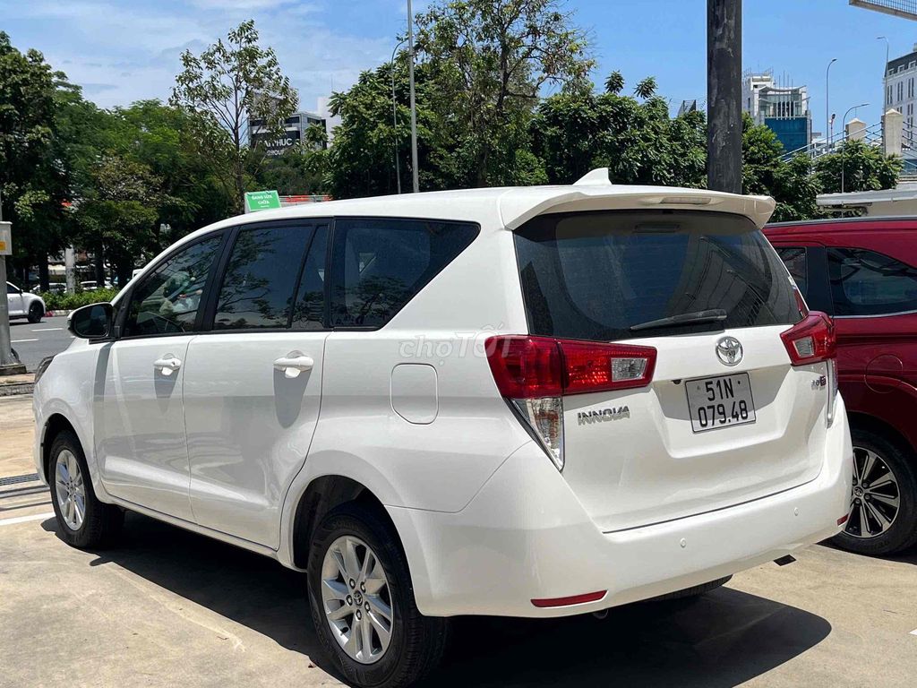 Toyota Innova 2.0E MT 2020 Trắng 7 chỗ