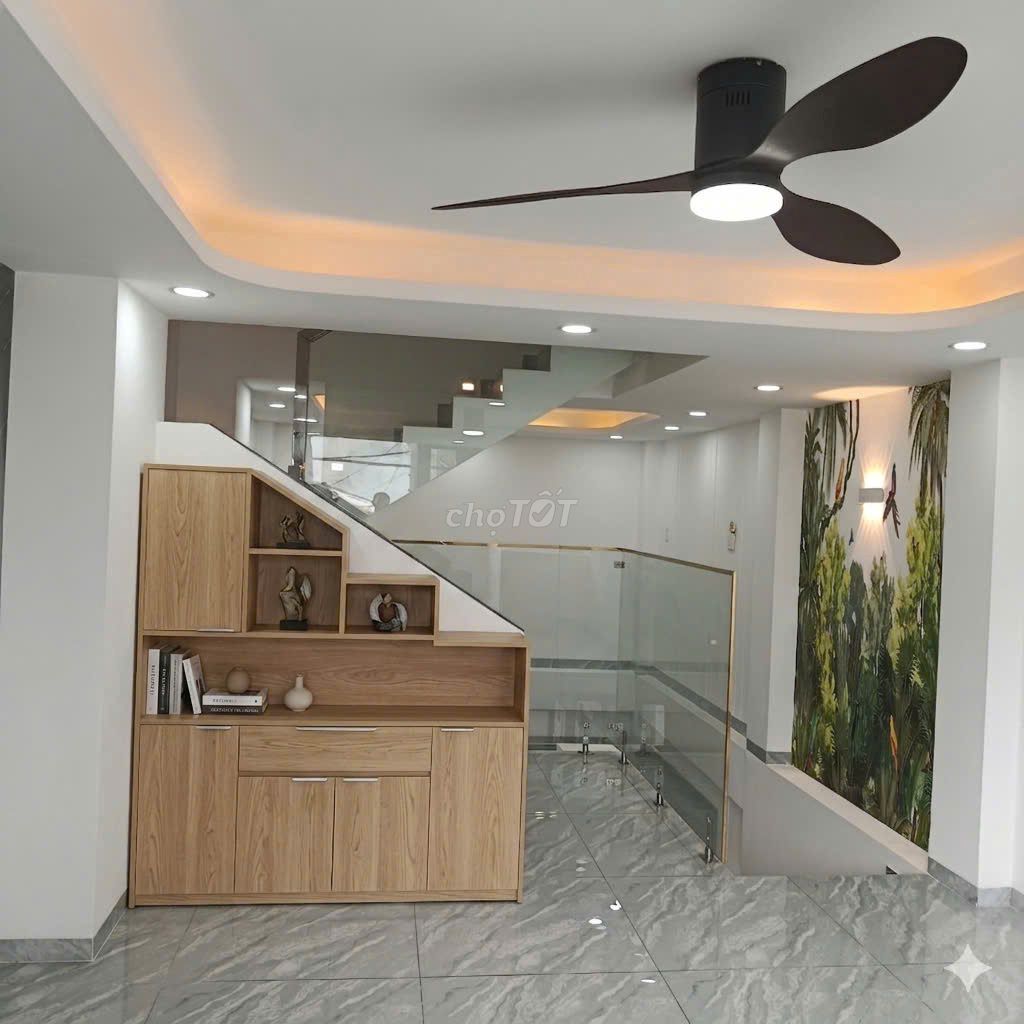 NHÀ MỚI, ĐẸP - Nội thất VIP 7,9tỷ - Hẻm 2 XH ra Dương Quảng Hàm