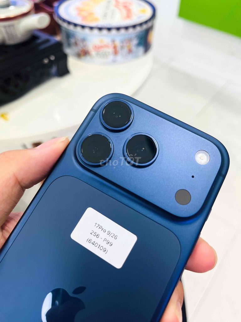 Apple iPhone 17 Pro 256GB Xanh dương. Mua bán Điện thoại tại Quận Ngô Quyền Hải Phòng được đăng bởi lê thanh thuỷ hình 1