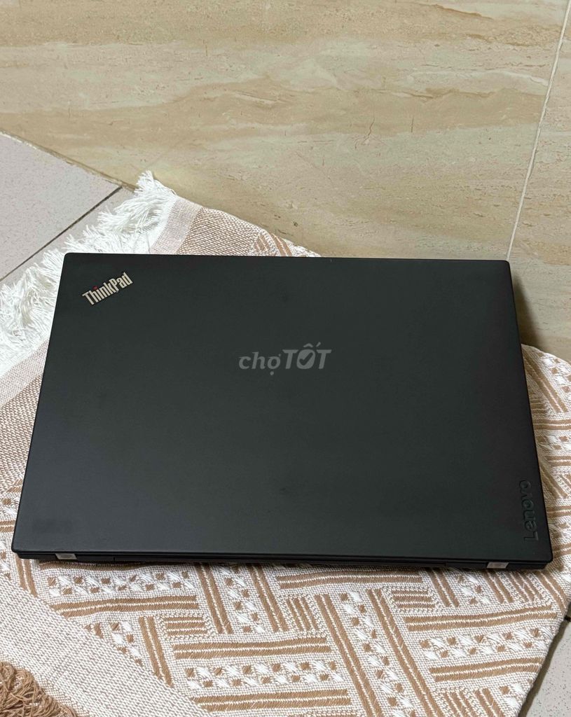 Lenovo Thinkpad T470 I7-7600U 14 inch 8GB/256GB. Mua bán Laptop tại Quận Tân Bình Tp Hồ Chí Minh được đăng bởi Xuân Trần hình 1