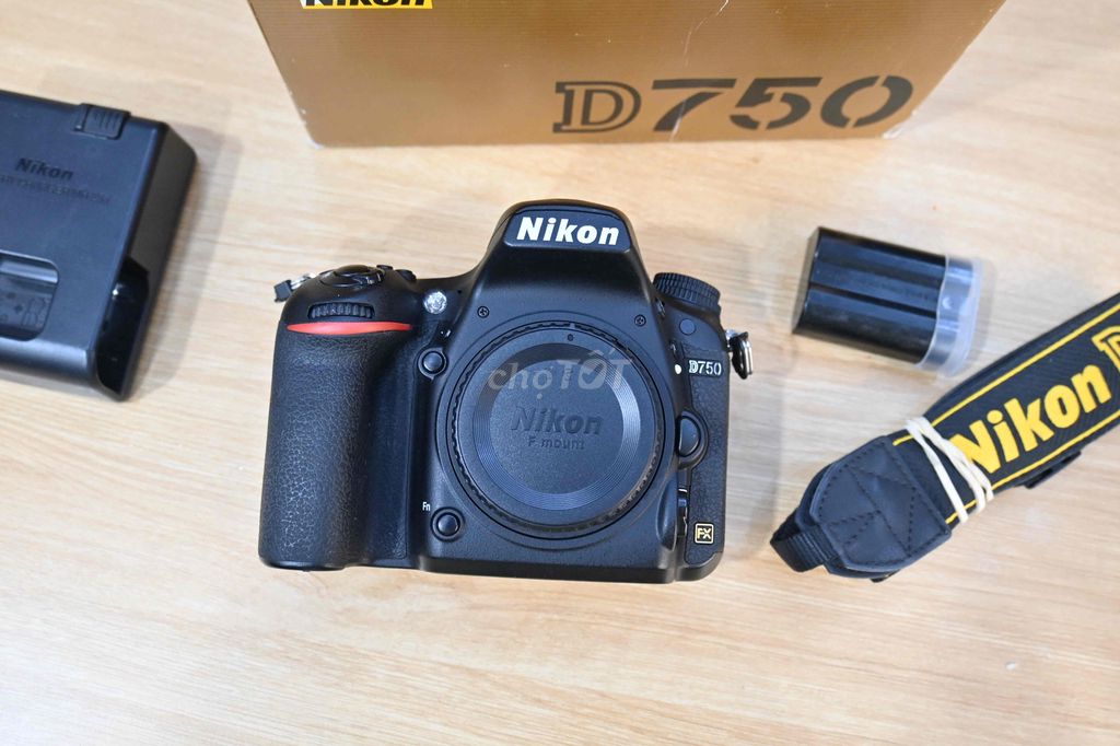 Máy ảnh Nikon D750 Đẹp đẽ. Mua bán Máy ảnh, Máy quay tại Quận Tân Bình Tp Hồ Chí Minh được đăng bởi Lê Thị Phương Thảo hình 1
