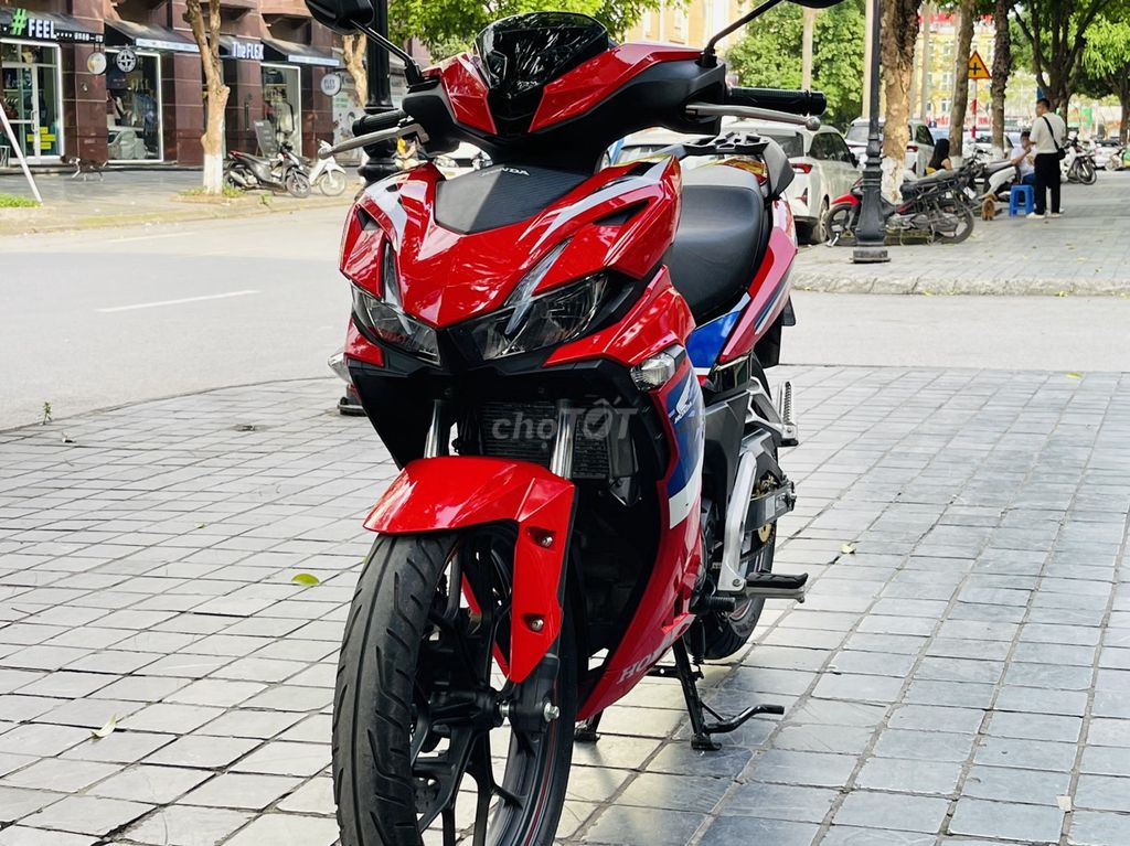 Honda Winner X 150 ABS đỏ xanh mới mua 2024 đi ít. Mua bán Xe máy tại Quận Bắc Từ Liêm Hà Nội được đăng bởi VIỆT ANH hình 5