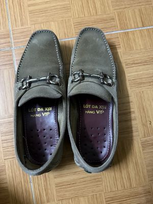 Thanh lí 2 đôi Salvatore Ferragamo, LV size 42. Mua bán Giày dép tại Quận Hai Bà Trưng Hà Nội được đăng bởi Trần Gia 3968