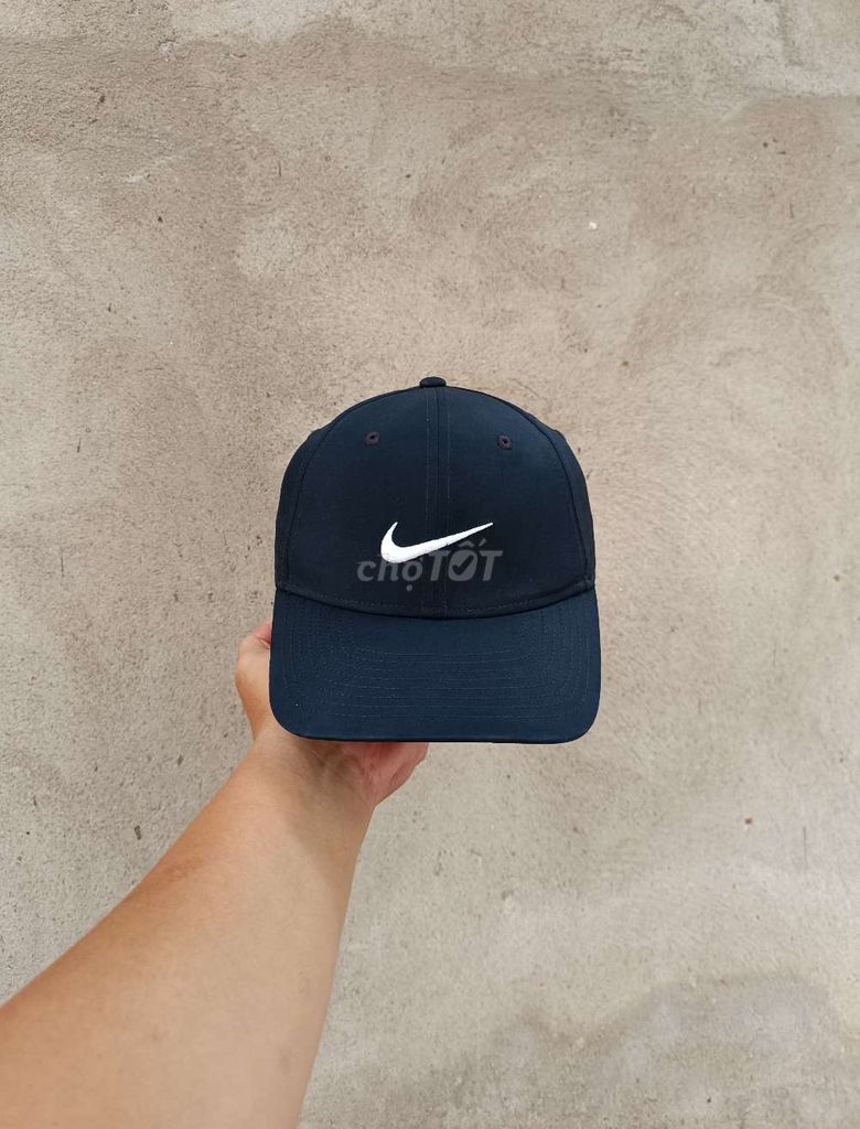 Bán nón hiệu Nike : mới 99% ( logo thêu )