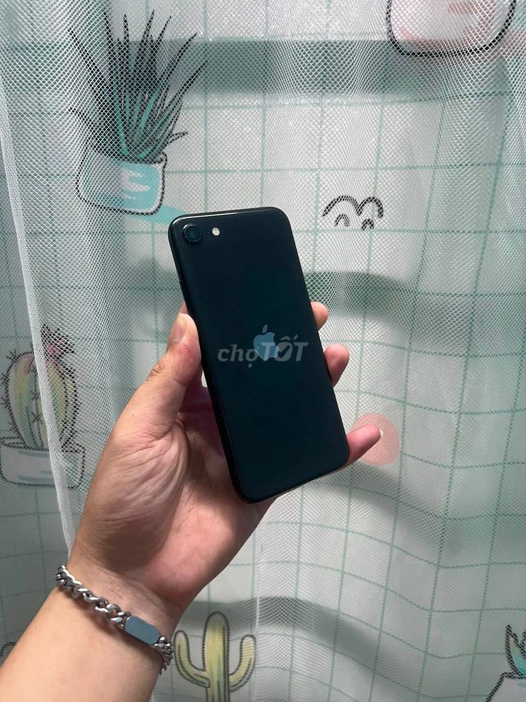 Apple iPhone SE 2020 64GB Đen Thay pin mới. Mua bán Điện thoại tại Quận 12 Tp Hồ Chí Minh được đăng bởi Hội Đồ Điện Tử hình 1
