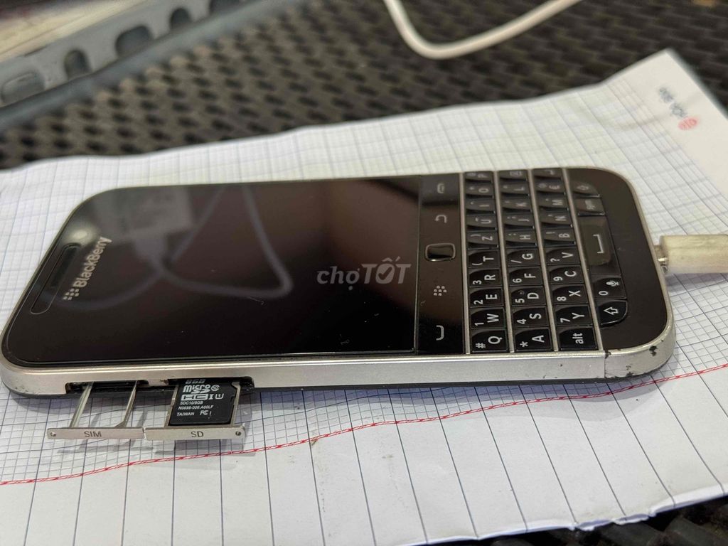 Blackberry Classic còn dùng tốt. Mua bán Điện thoại tại Quận Bình Tân Tp Hồ Chí Minh được đăng bởi Trí Nguyễn hình 3