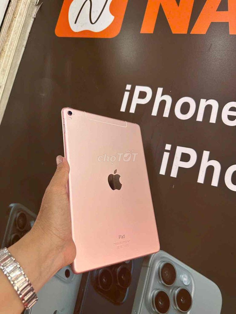 ipadpro 9.7inch hồng 32gb+4g pin93 zin nguyên khối. Mua bán Máy tính bảng tại Quận 3 Tp Hồ Chí Minh được đăng bởi Nam Á Mobile hình 1