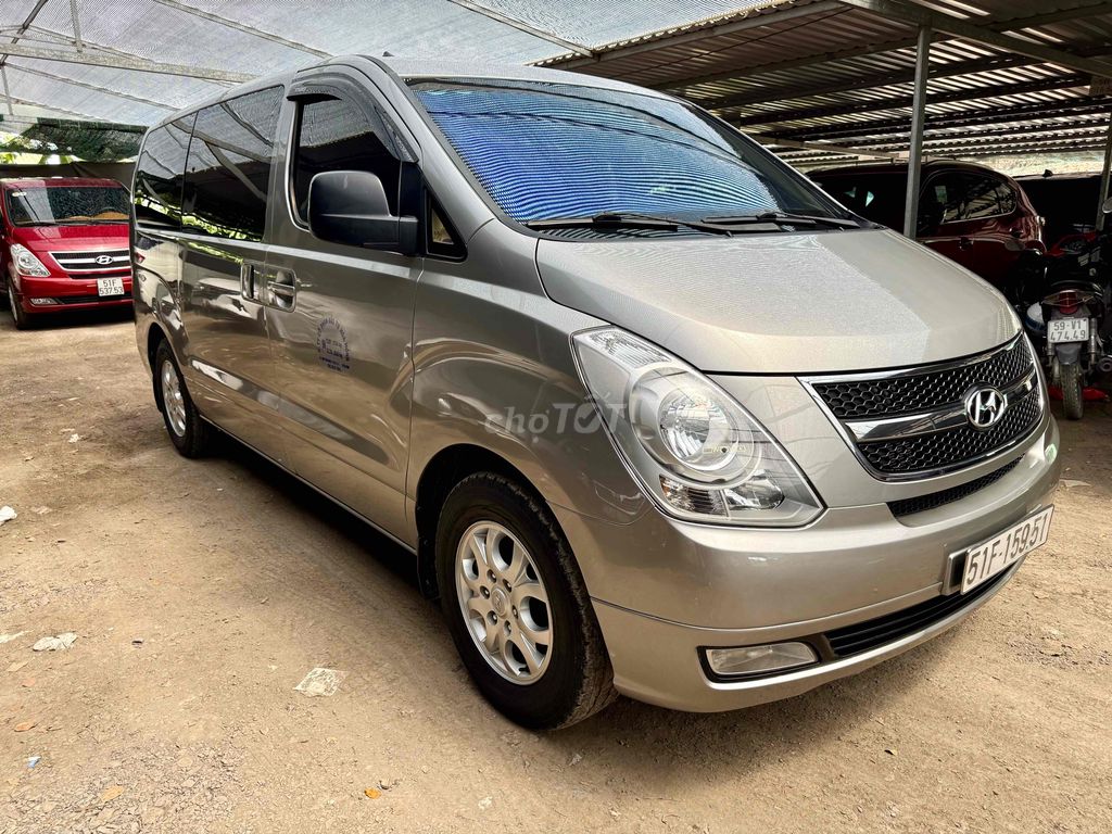 Hyundai Grand Starex 2015 máy dầu 9 chỗ. Mua bán Ô tô tại Quận Gò Vấp Tp Hồ Chí Minh được đăng bởi Bình An Ôtô  hình 3
