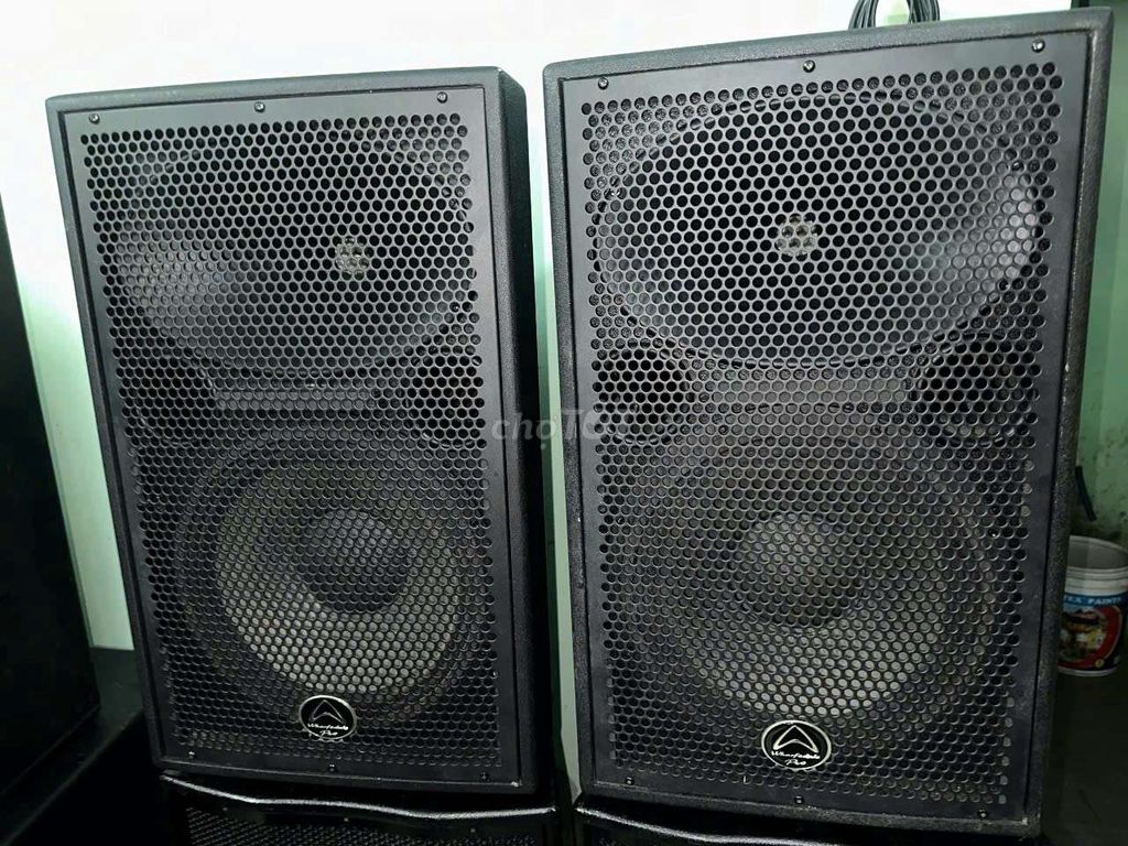 Cần thanh lý cặp loa wharfedale DETA12.