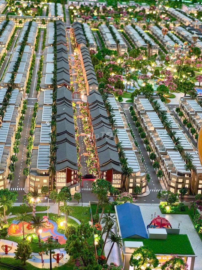 Nhà Phố Vin Long An giá chỉ bằng căn hộ, 4 lầu, giá chỉ 3ty9 all in. Mua bán nhà ở tại Huyện Đức Hòa Long An được đăng bởi Vũ Vinhomes hình 4