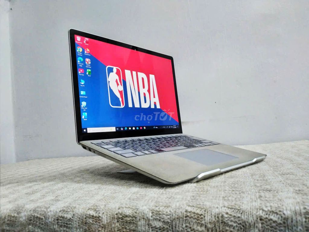Surface Laptop 1 Core i5 -7200U 8GB 256GB 13.5 ". Mua bán Laptop tại Quận 5 Tp Hồ Chí Minh được đăng bởi  TUYET NGUYEN hình 1
