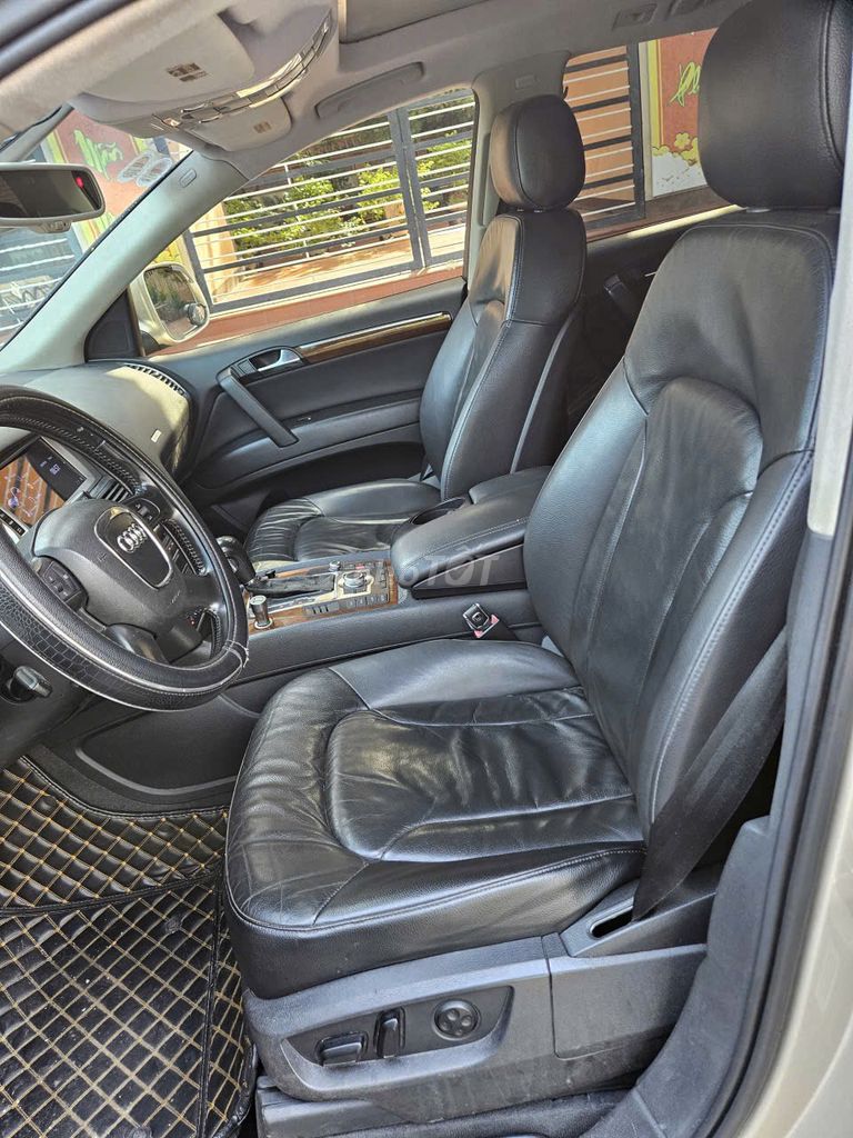 Audi Q7, Xe  Sang, Không Lỗi, Giá Hợp Lý.. Mua bán Ô tô tại Huyện Hòa Vang Đà Nẵng được đăng bởi Đăng Khoa hình 3