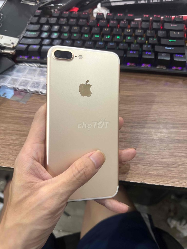 Apple iPhone 7 Plus 32GB Vàng Đã sử dụng. Mua bán Điện thoại tại Quận Thanh Khê Đà Nẵng được đăng bởi Dương khánh alo 04HHT hình 1