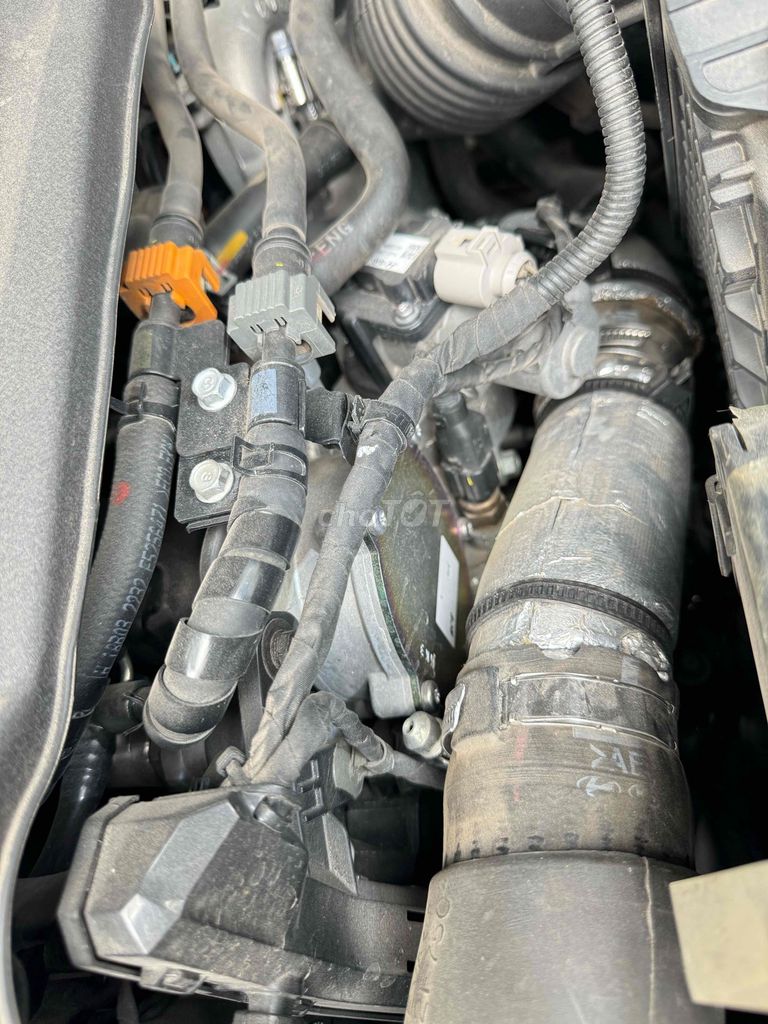 Hyundai Santa Fe 2018 2.2L 4WD - 133333 km. Mua bán Ô tô tại Quận Hà Đông Hà Nội được đăng bởi Đoàn Minh Tiến hình 16