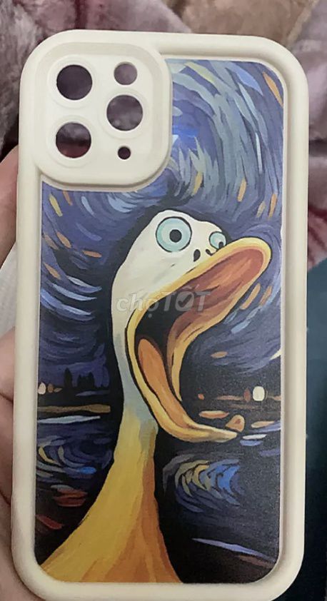 Ốp iPhone 11 Pro Max Silicon Kem. Mua bán Phụ kiện (Màn hình, Chuột...) tại Quận 5 Tp Hồ Chí Minh được đăng bởi Kimmie hình 1