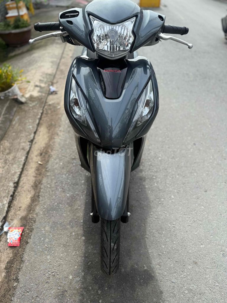 Vision 2022 Bánh lớn B65 GÓP CẦN CCCD ĐỦ 18 TRẢ 0₫. Mua bán Xe máy tại Quận Ninh Kiều Cần Thơ được đăng bởi XE MÁY HOÀNG YẾN hình 4