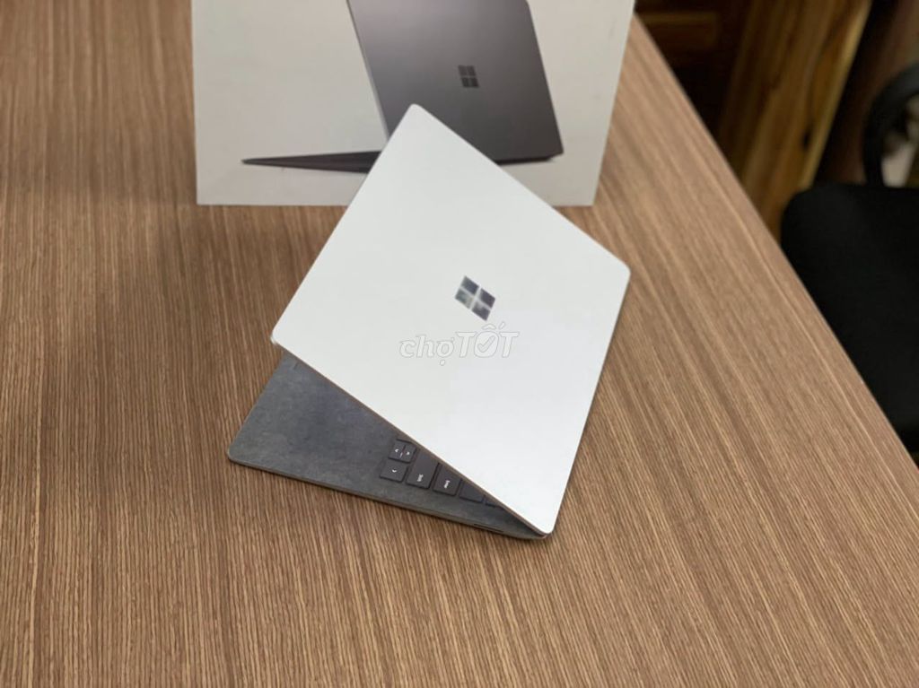 Surface Laptop 4 Ryzen 5 13.5 inch 8GB 256GB . Mua bán Laptop tại Quận Tân Phú Tp Hồ Chí Minh được đăng bởi Thanh Vu hình 1