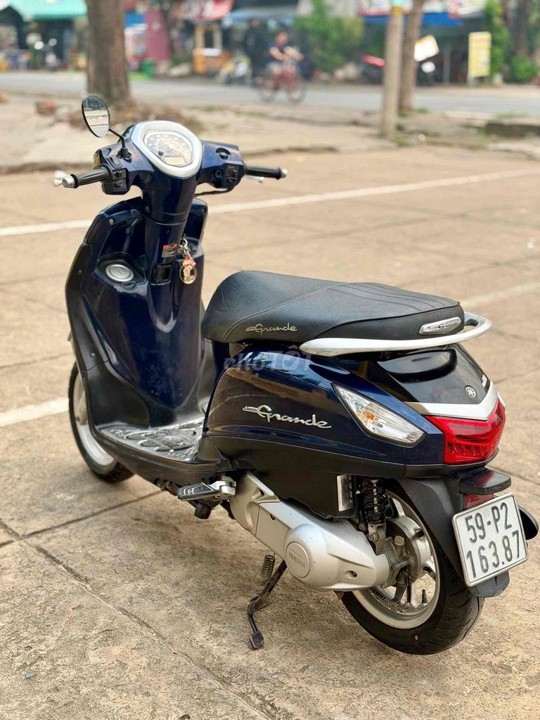 Yamaha Nozza Grande синий скутер