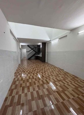 Nhà phố 80 m² · 2 PN · Đường Tân Sơn Nhì