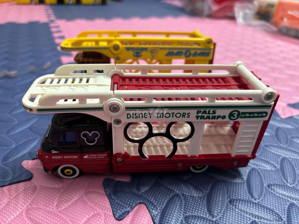 Set xe Disney Tomica