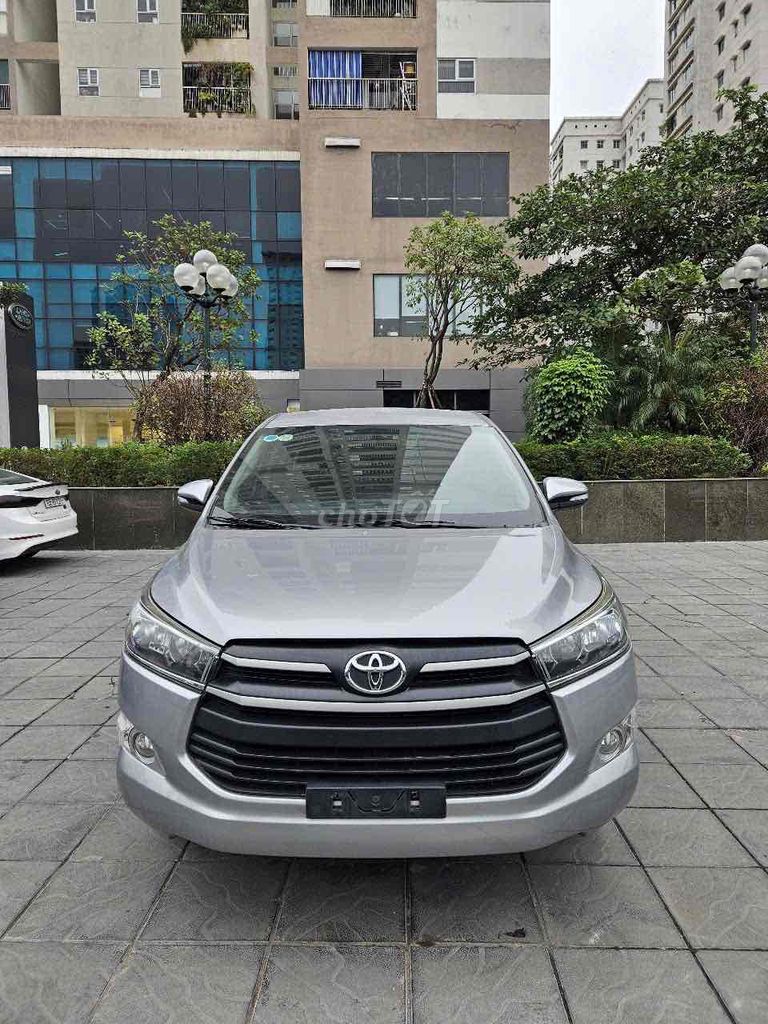 Toyota Innova 2017 2.0E -MT