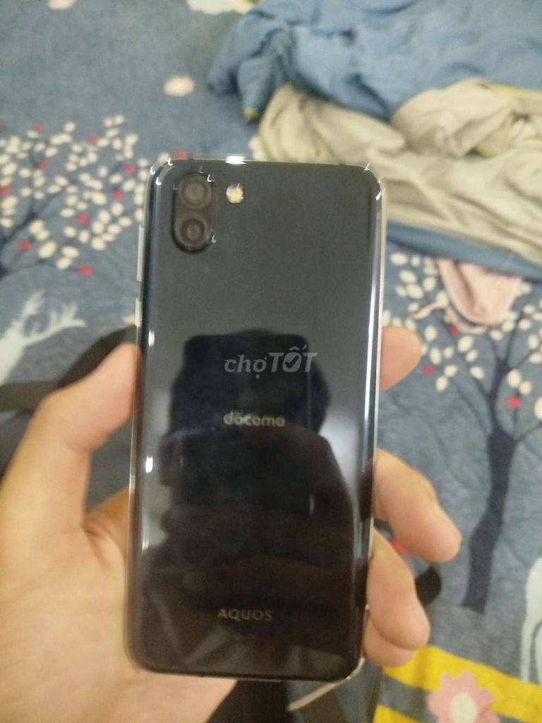 Sharp Aquos R2 Đen Đã sử dụng. Mua bán Điện thoại tại Quận Hoàng Mai Hà Nội được đăng bởi Trần Hiếu hình 1