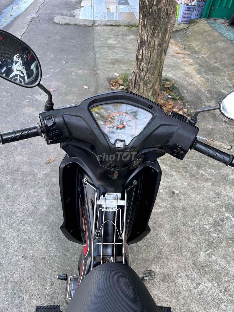 Honda Wave RSX FI Đen đỏ. Mua bán Xe máy tại Thị xã Bến Cát Bình Dương được đăng bởi xe máy trả góp tín nghĩa  hình 7