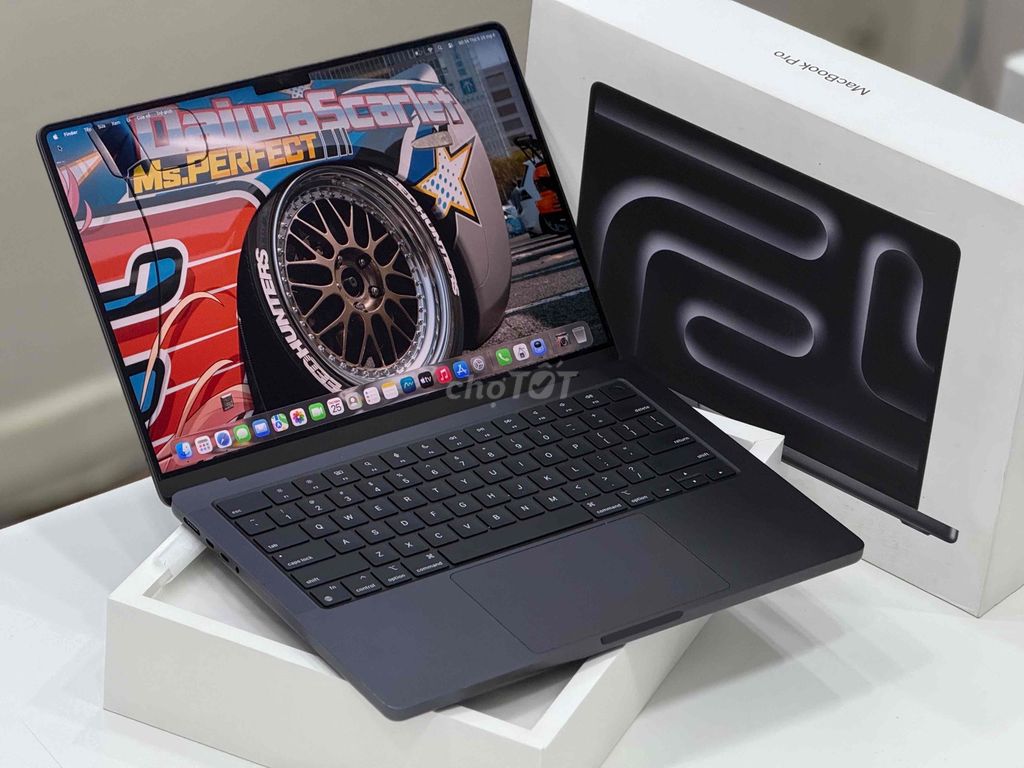 MacBook Pro M4 Max 14 inch 64GB/1TB 40Gpu Black. Mua bán Laptop tại Quận 10 Tp Hồ Chí Minh được đăng bởi MacBook HiHand hình 1