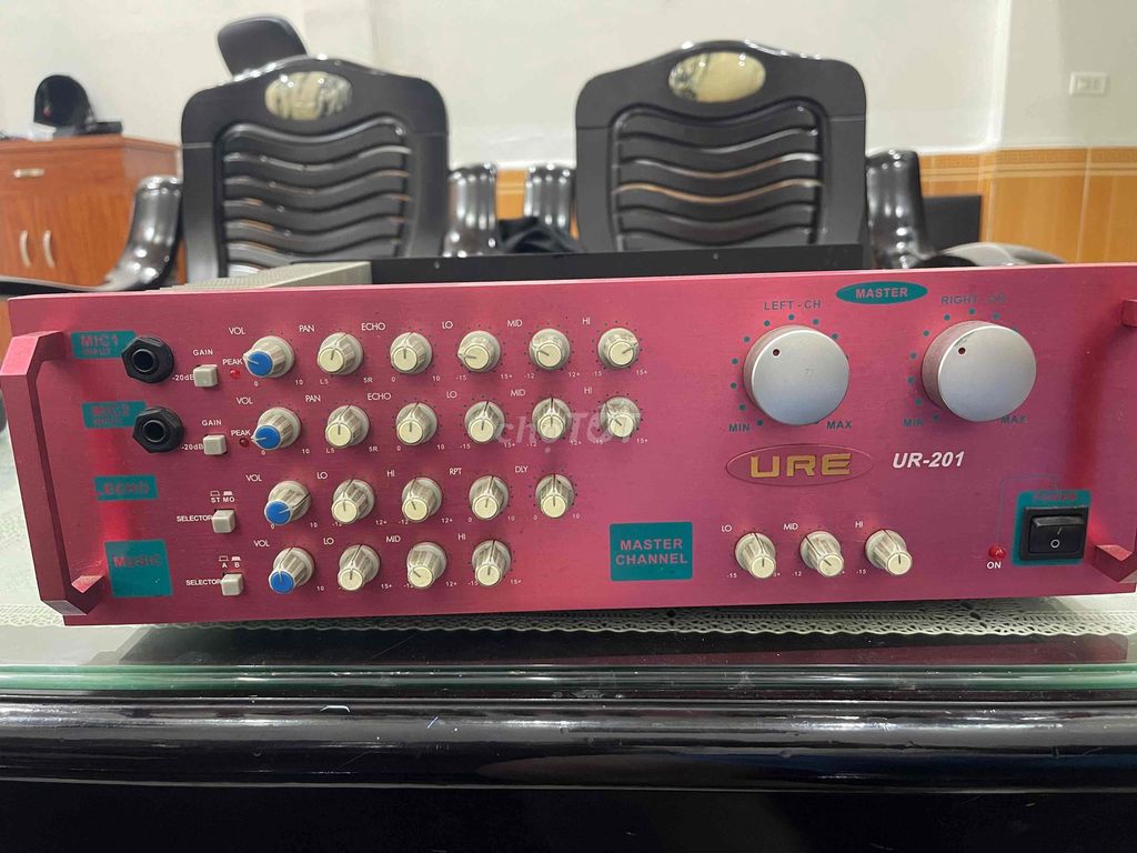 Amply karaoke URE UR-201 Đỏ. Mua bán Tivi, Âm thanh tại Quận Ngô Quyền Hải Phòng được đăng bởi MC Thành Long  hình 1