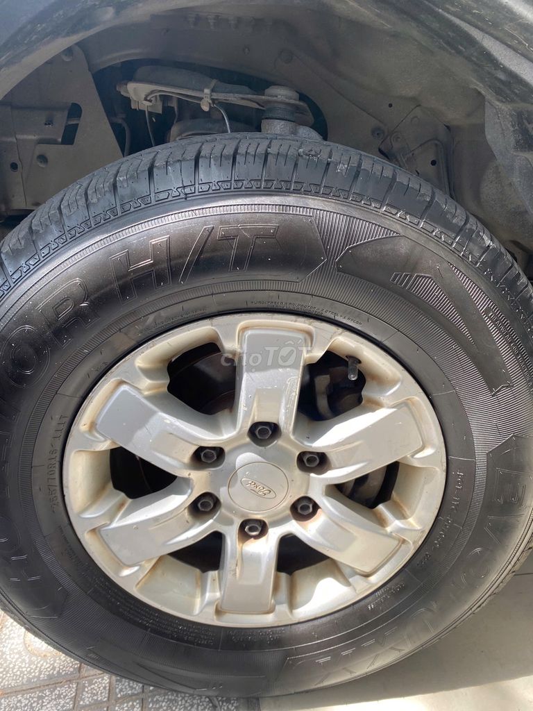 Ford Ranger 2014 Số sàn Bạc. Mua bán Ô tô tại Thành phố Biên Hòa Đồng Nai được đăng bởi Kiên Ford hình 7