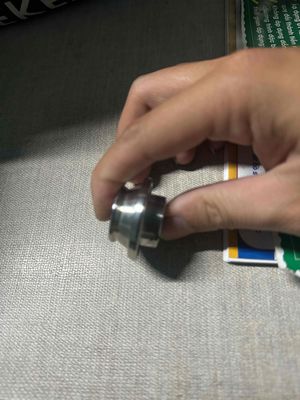 Canh bánh trước kim loại Bạc