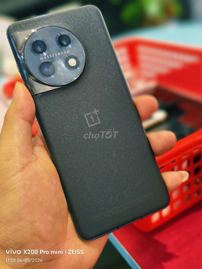 OnePlus 11 5G thanh lý . Mua bán Điện thoại tại Quận Tân Bình Tp Hồ Chí Minh được đăng bởi Táo Bán Lổ hình 1