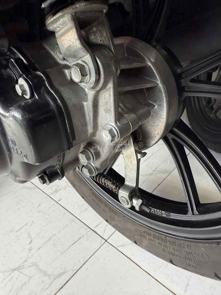 CANDY 50cc - 2019. Xe Zin Êm Đẹp - Giấy Rạch Giá. Mua bán Xe máy tại Thành phố Rạch Giá Kiên Giang được đăng bởi XE MÁY CŨ TÂN 128 hình 5