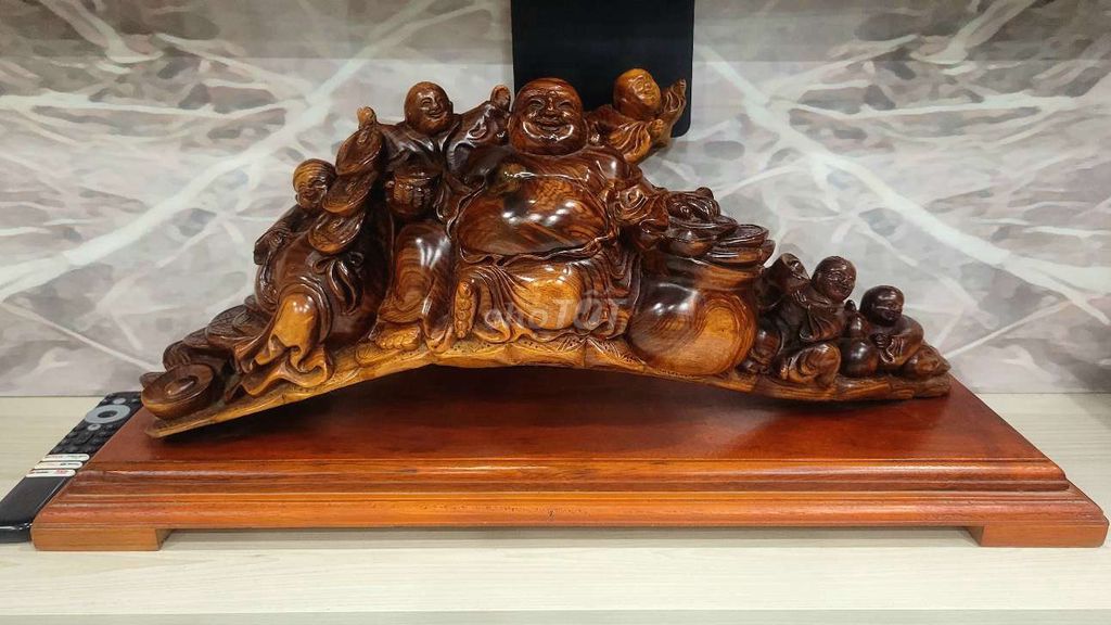 Tượng Di Lặc Gỗ Nâu 65cm. Giao lưu đh vai bò. Mua bán Đồ sưu tầm, đồ cổ tại Quận Hoàng Mai Hà Nội được đăng bởi Trần Quang Tuấn hình 1