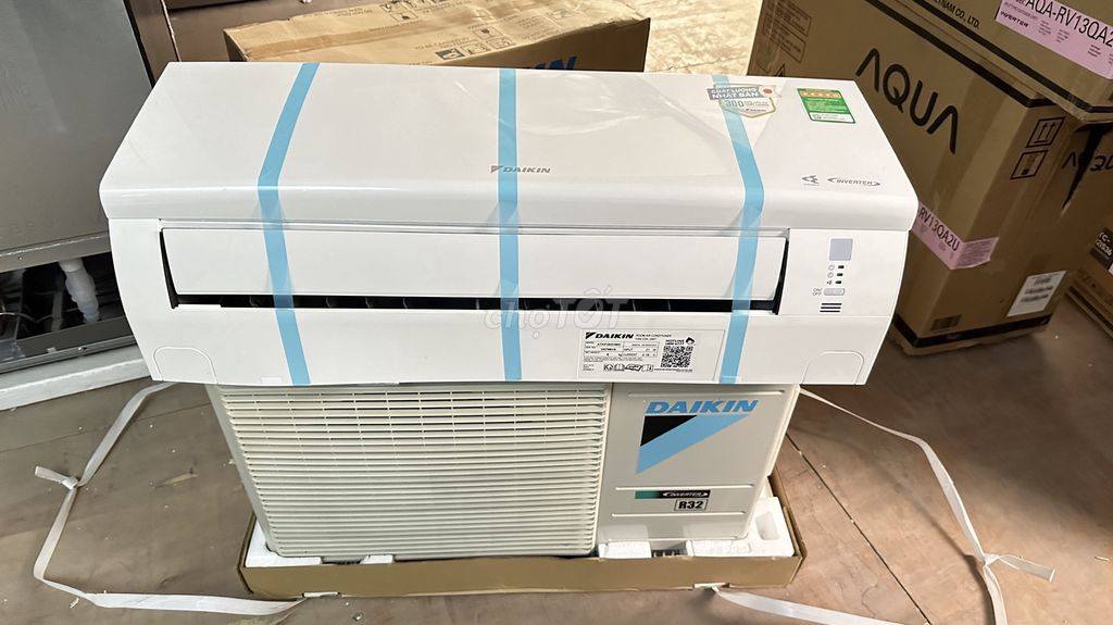 Máy lạnh Daikin Inverter 1 HP ATKF25XVMV 2023