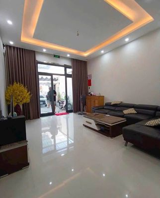 Rent · 5 bd · 125 м² · Quận Ngũ Hành Sơn, ул. Đường Phan Tứ