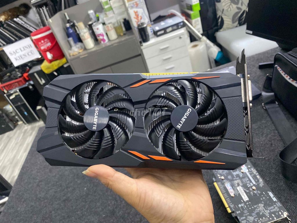CARD MÀN HÌNH GTX 1050ti 4GB BAO CHIẾN. Mua bán Linh kiện (RAM, Card...) tại Quận Gò Vấp Tp Hồ Chí Minh được đăng bởi ngọc trang hình 1