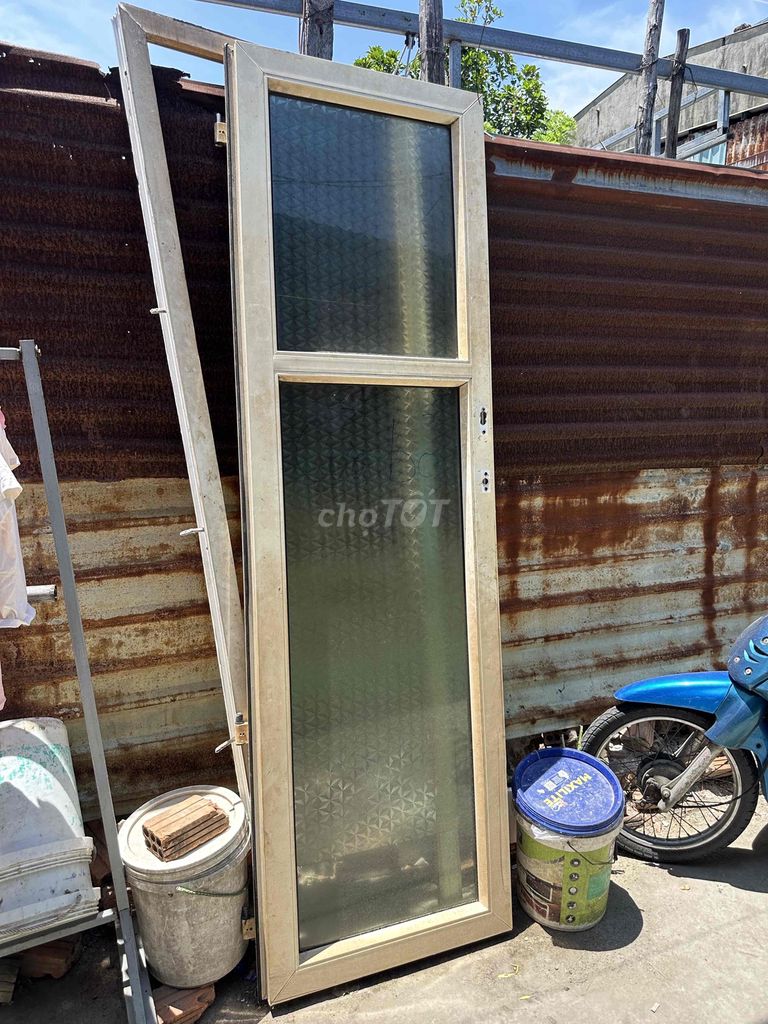 Cửa Kính Khung Trắng Ngà. Mua bán Nội thất, đồ gia dụng khác tại Quận Sơn Trà Đà Nẵng được đăng bởi nguyen thai an hình 1