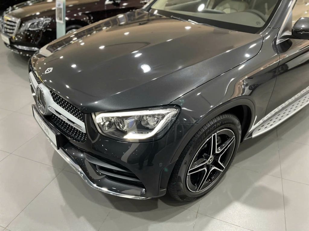 Mercedes GLC300 AMG 4MATIC 2022 Xám. Mua bán Ô tô tại Quận 7 Tp Hồ Chí Minh được đăng bởi JENNIE hình 3