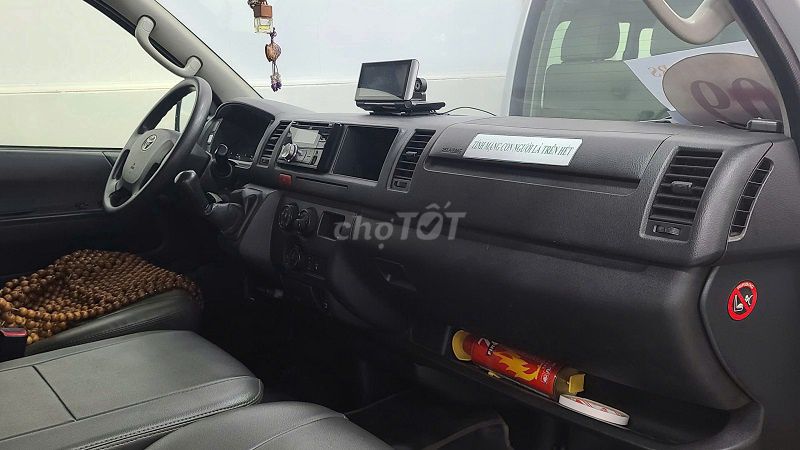 Xe 16 Chỗ Toyota Hiace 2014 Máy Xăng, Xe Đẹp. Mua bán Ô tô tại Quận Gò Vấp Tp Hồ Chí Minh được đăng bởi Chợ Xe Cũ Giá Tốt hình 6