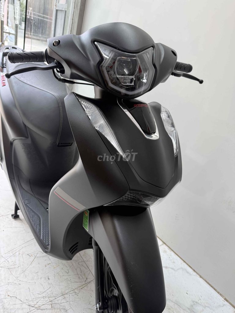Velia 50cc 2026 матовый черный 444 км