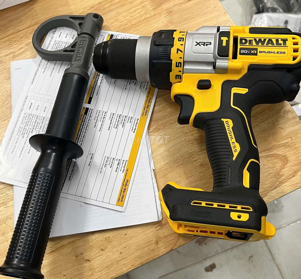 Máy khoan pin DEWALT DCD999 Vàng đen 20V. Mua bán Đồ chuyên dụng, Giống nuôi trồng tại Huyện Châu Thành Hậu Giang được đăng bởi Duy Nguyễn Cái Răng hình 1