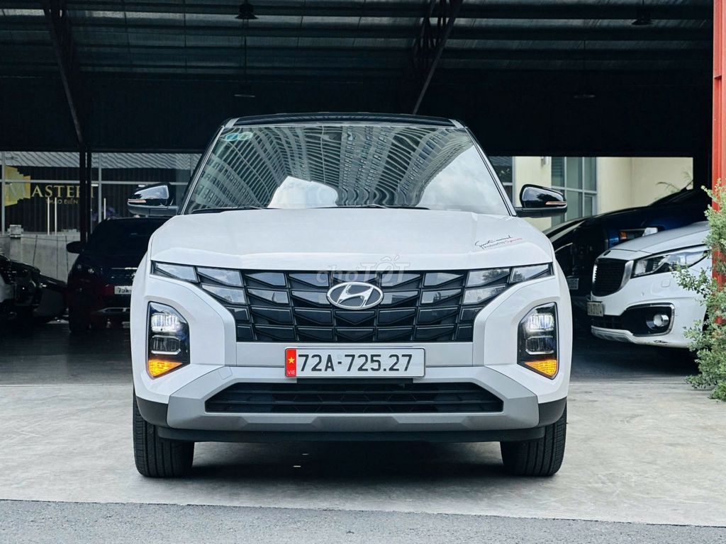 Hyundai Creta 2023 1.5 Đặc Biệt, 6500KM, BH HÃNG